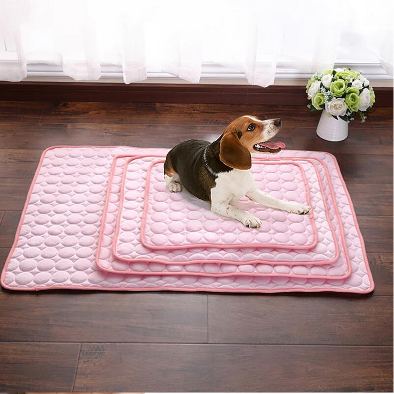 Cooling Pet Bed Mat - Ice Silk Summer Pad for Dogs & Cats
